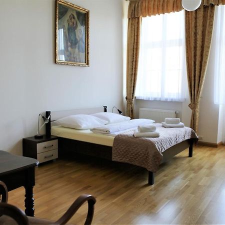 Dom Notre Dame Bed & Breakfast Wroclaw Bagian luar foto