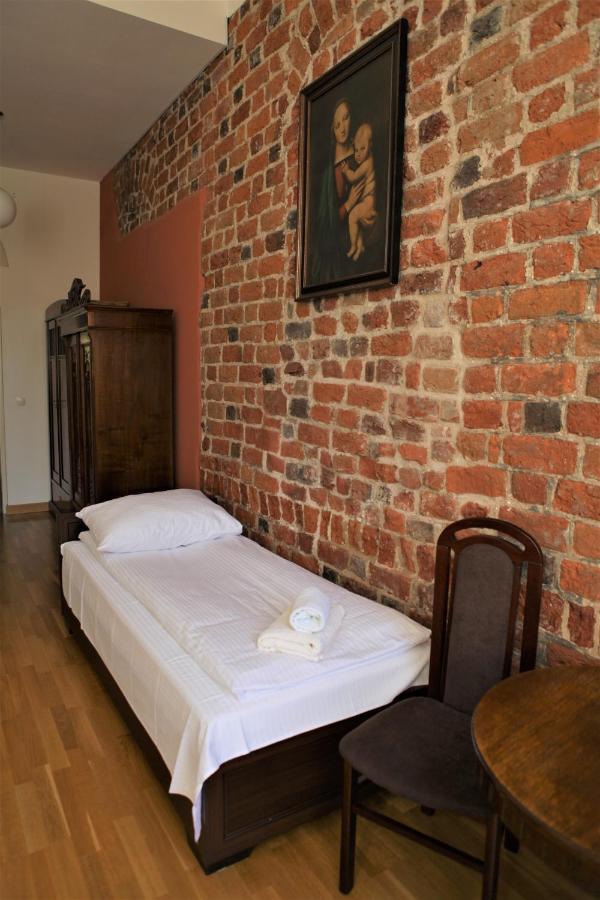 Dom Notre Dame Bed & Breakfast Wroclaw Bagian luar foto