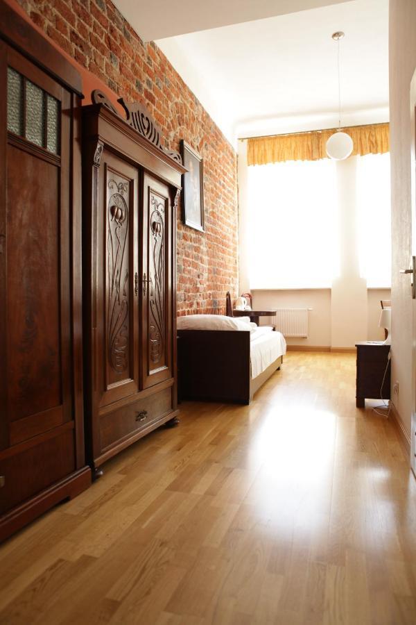 Dom Notre Dame Bed & Breakfast Wroclaw Bagian luar foto