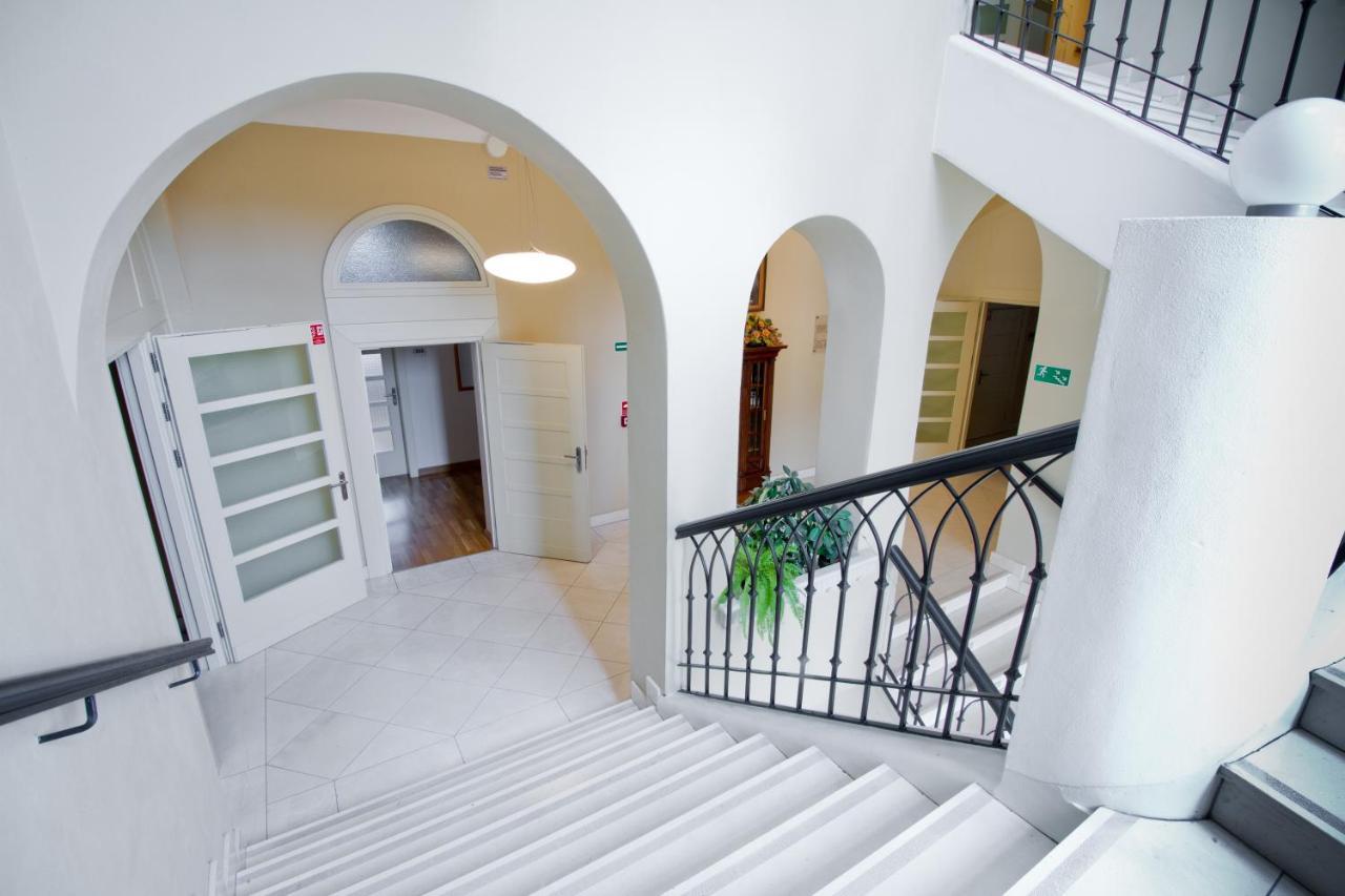 Dom Notre Dame Bed & Breakfast Wroclaw Bagian luar foto