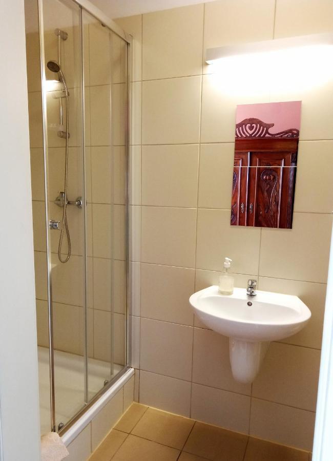 Dom Notre Dame Bed & Breakfast Wroclaw Bagian luar foto