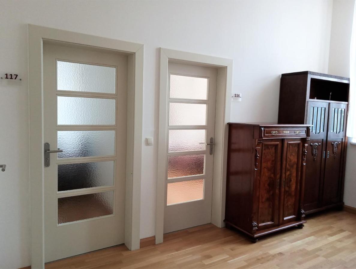 Dom Notre Dame Bed & Breakfast Wroclaw Bagian luar foto